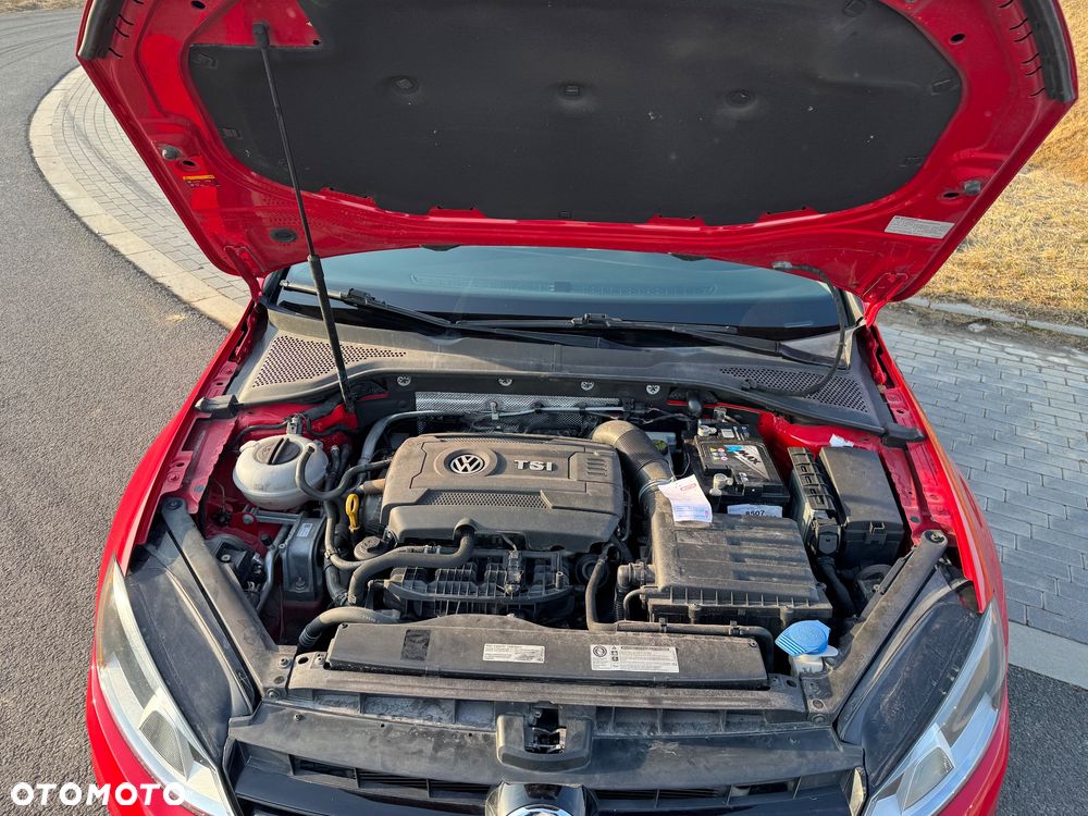 Volkswagen Golf - 25