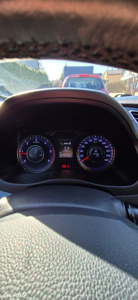 Hyundai i40 1.7 CRDi Comfort + - 16