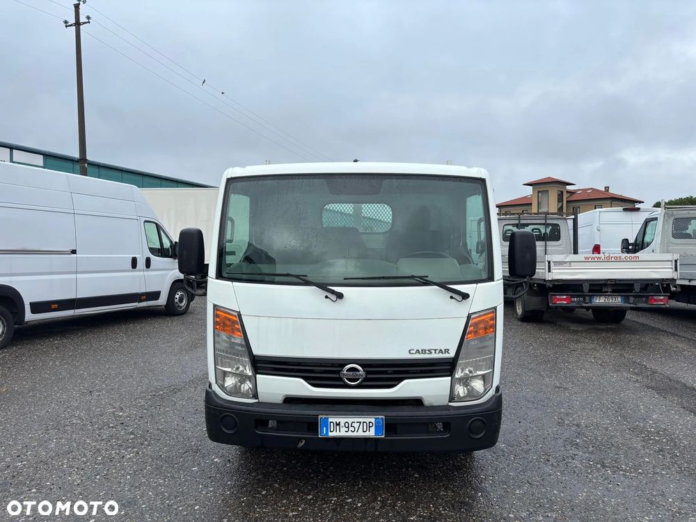 Nissan Cabstar 35.13 Skrzynia 3.20 M ! Super Stan  * z Włoch  ! Bez Korozji  ! - 7