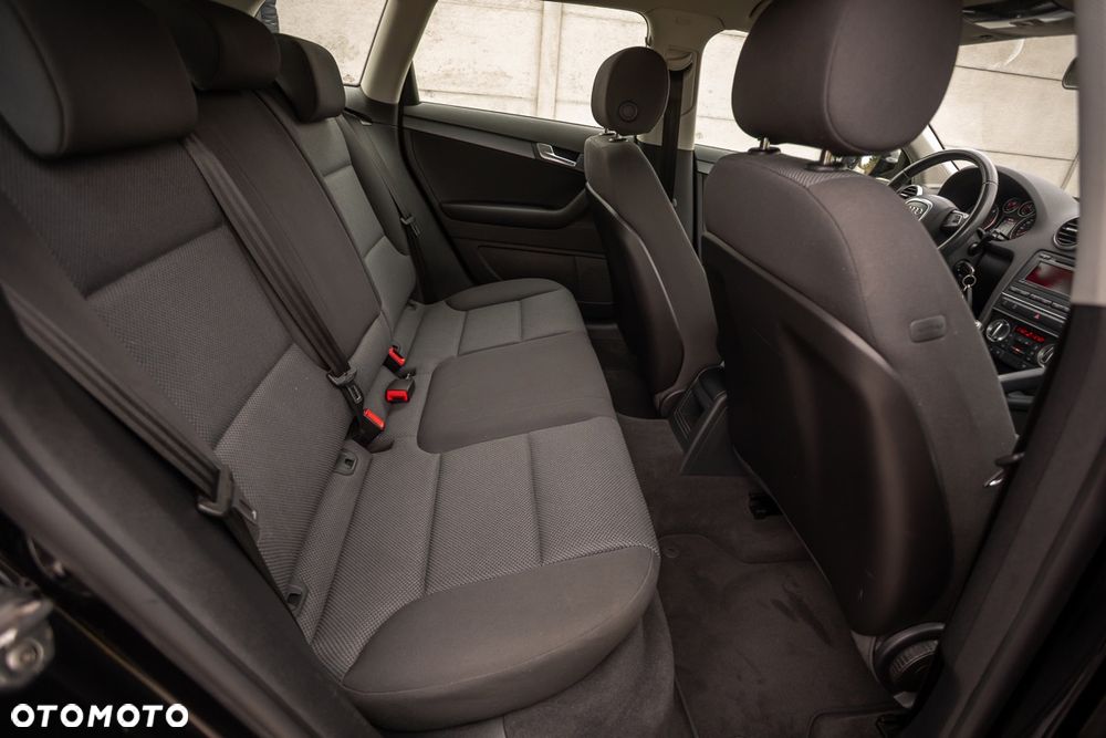 Audi A3 Sportback 2.0 TDI Ambiente - 22