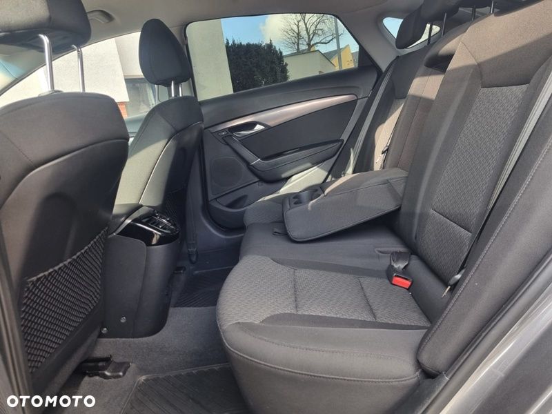 Hyundai i40 2.0 GDI Premium - 18