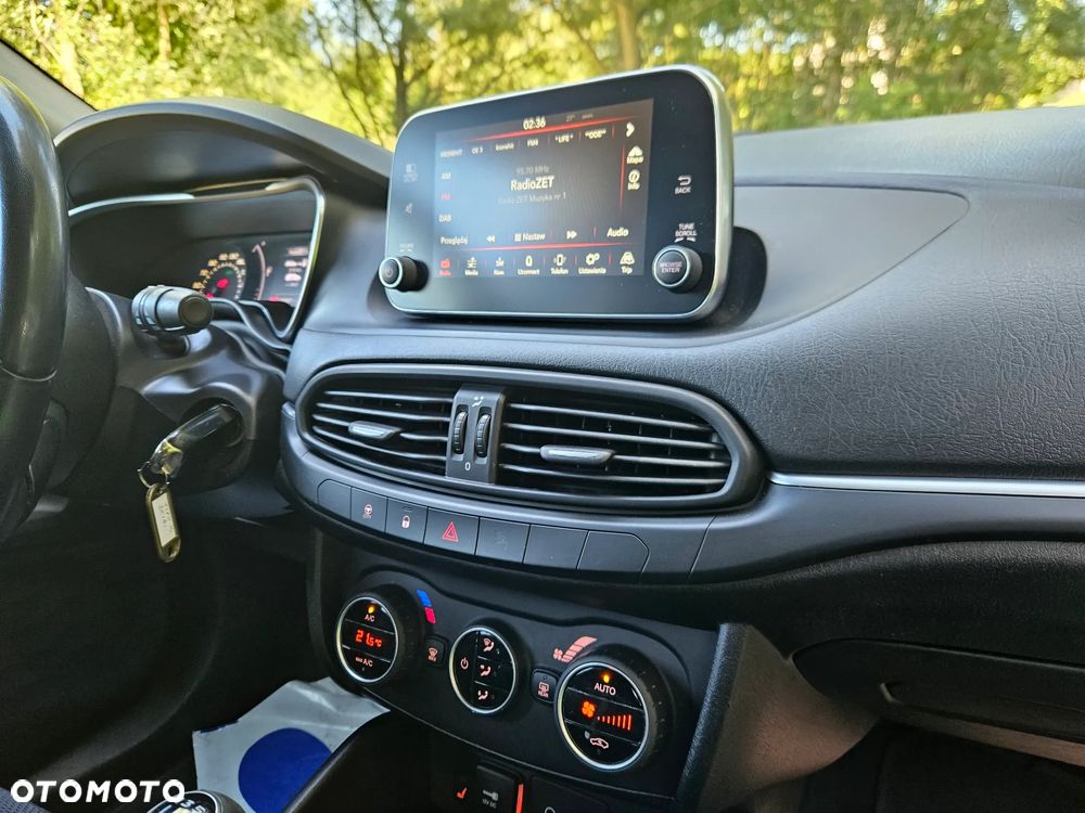 Fiat Tipo 1.4 16V More - 12