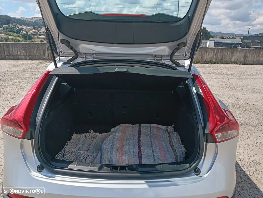 Volvo V40 2.0 D2 Volvo Ocean Race - 9