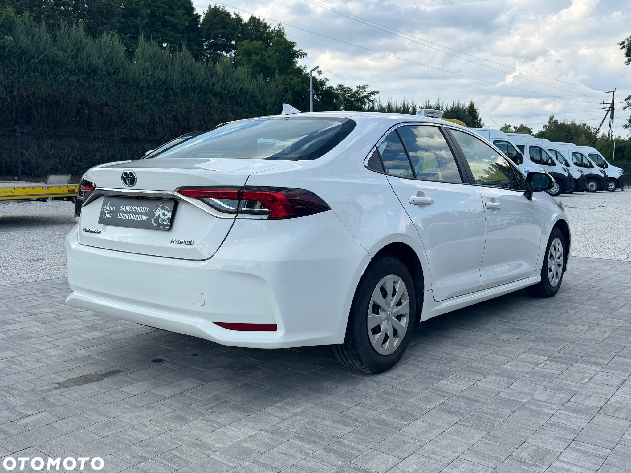 Toyota Corolla 1.8 Hybrid Active - 8