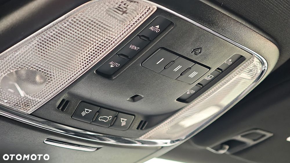 Jeep Grand Cherokee - 20