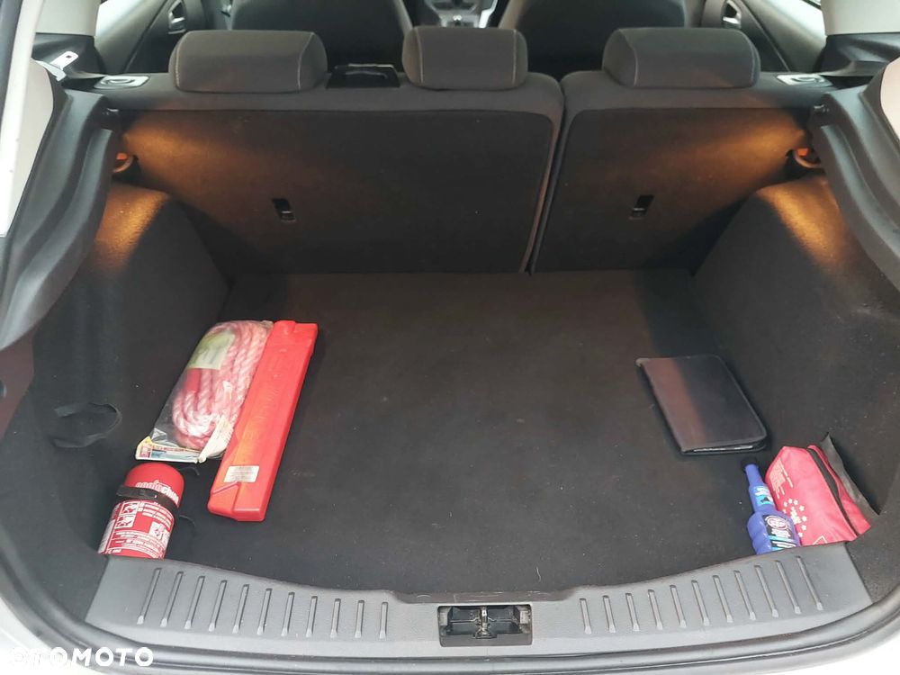 Ford Focus 1.6 TDCi Trend - 12