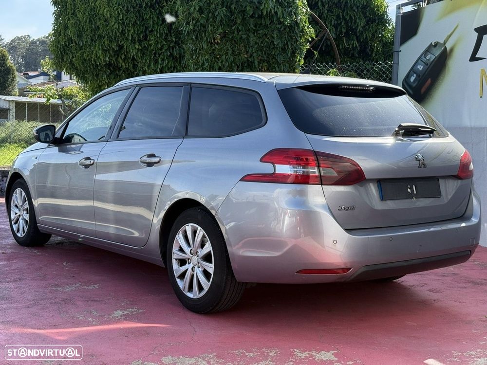 Peugeot 308 SW 1.6 BlueHDi Allure — fotografia 4