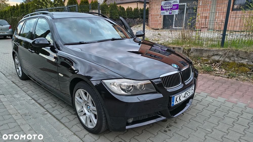 BMW Seria 3 330xi - 1