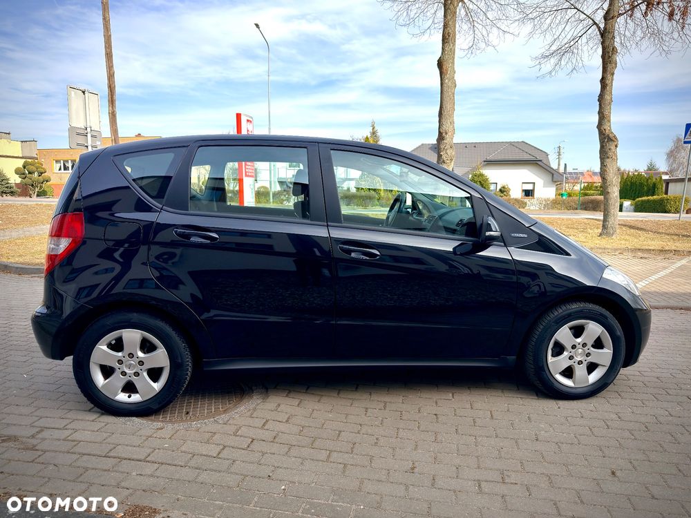 Mercedes-Benz Klasa A 170 BlueEFFICIENCY Elegance - 18