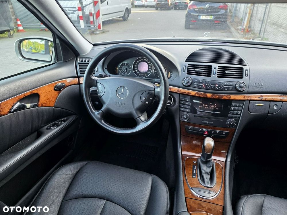 Mercedes-Benz Klasa E 200 Kompressor Automatik Elegance - 16
