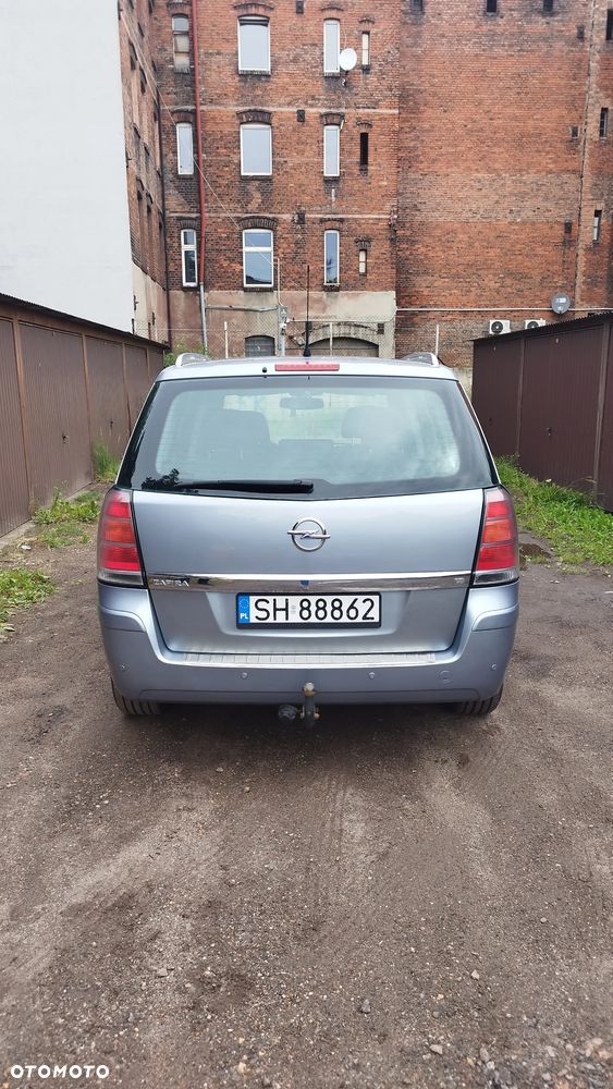 Opel Zafira 1.8 Cosmo - 6
