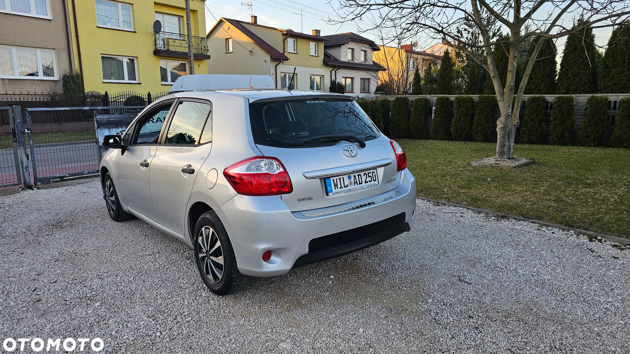 Toyota Auris 1.33 Dual-VVT-i Edition - 6