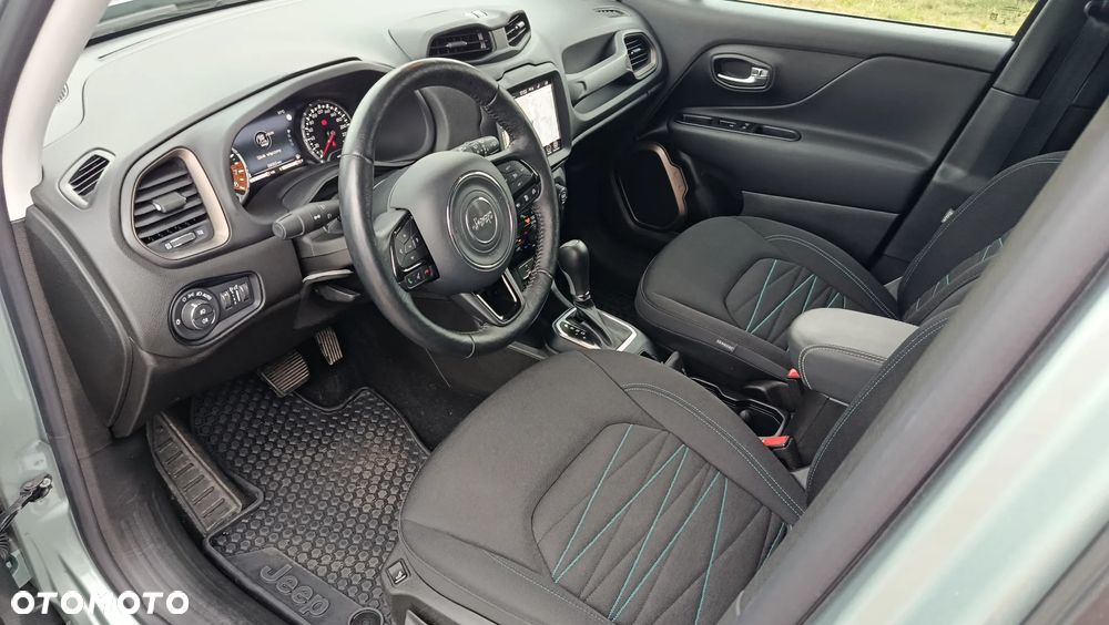 Jeep Renegade 1.5 GSE T4 48V e-Hybrid Automatik High Altitude - 12