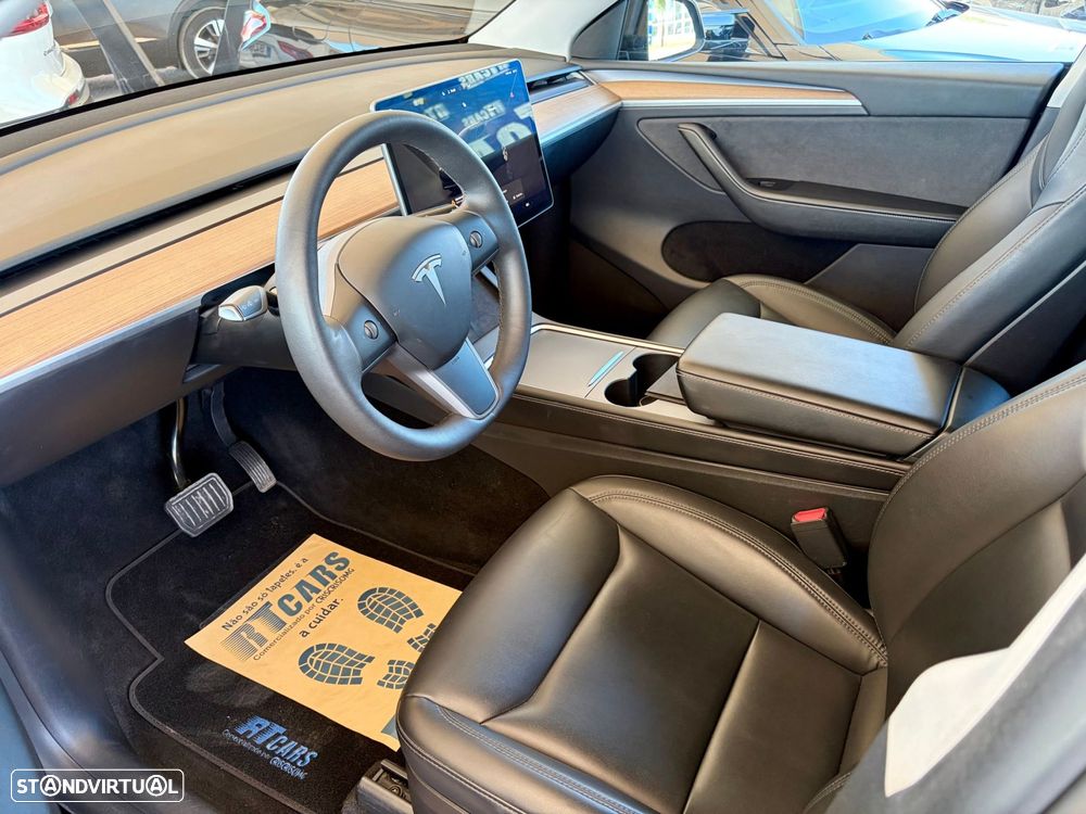 Tesla Model Y Long Range Dual Motor AWD - 10