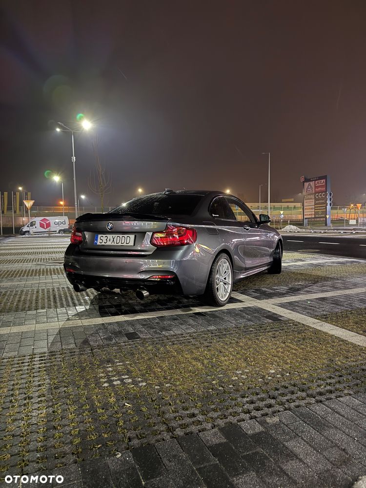 BMW Seria 2 218d - 9