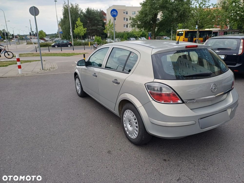 Opel Astra 1.4 - 6
