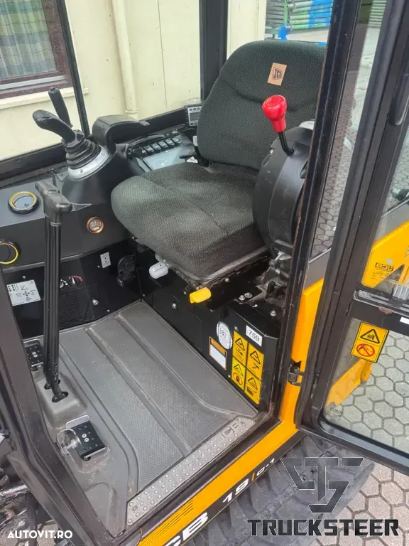 JCB 19C-1 - 11