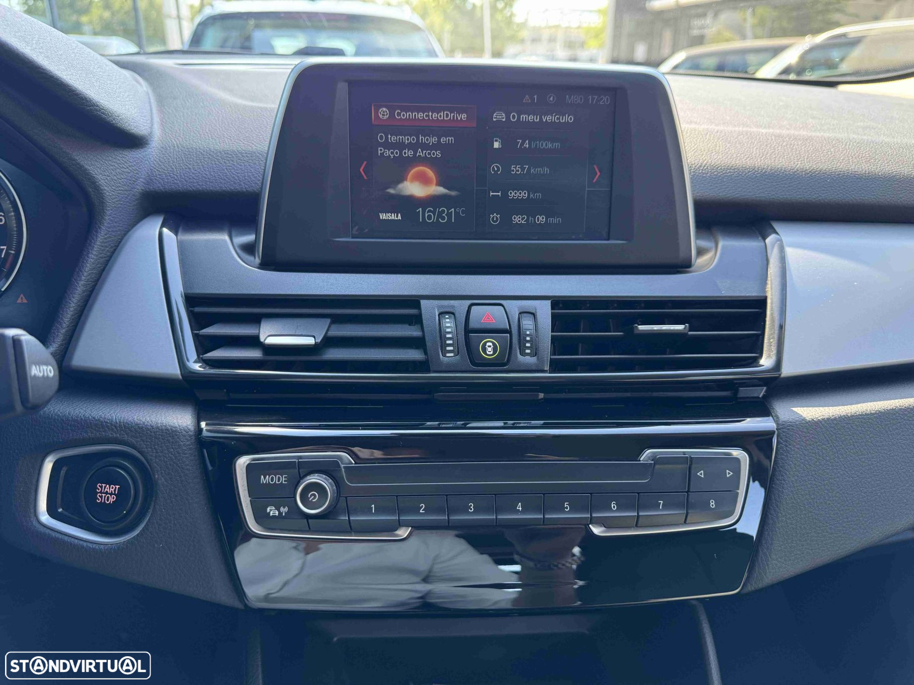 BMW 225xe Active Tourer - 10