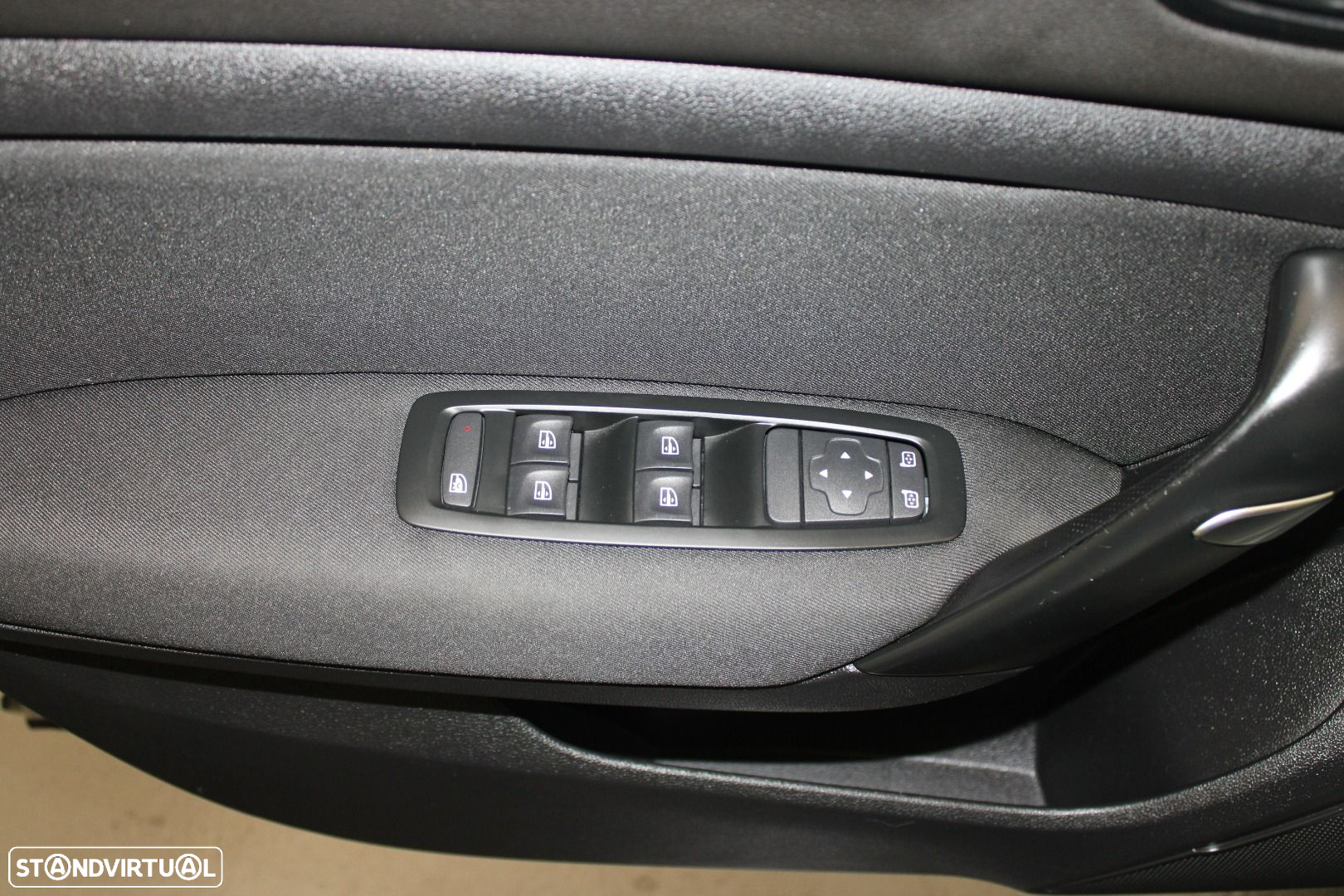 Renault Mégane Sport Tourer 1.6 E-Tech Plug-In Zen - 26