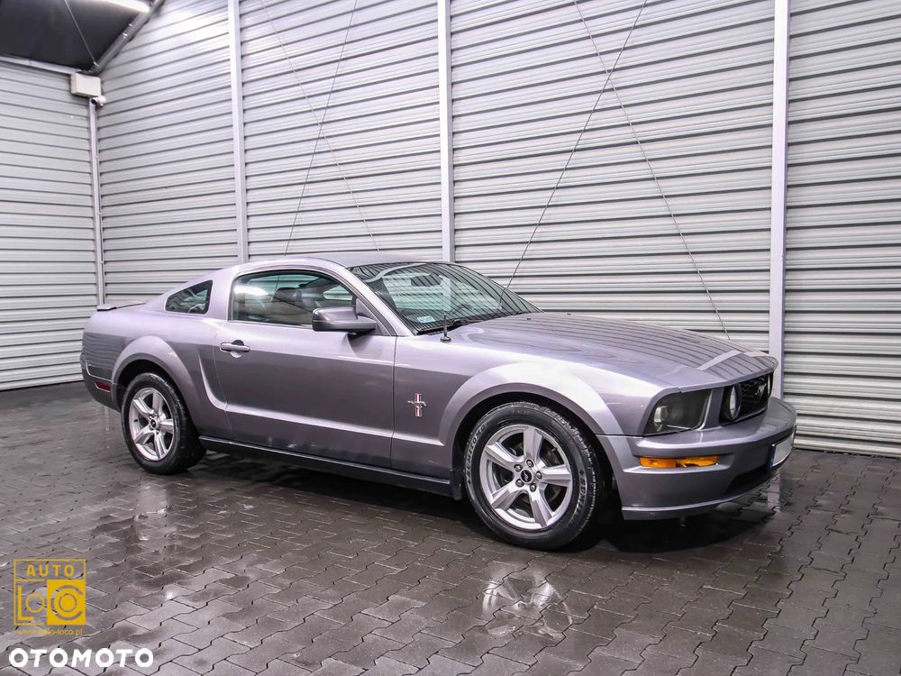 Ford Mustang - 6