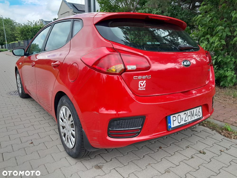 Kia Ceed 1.4 CRDi S - 12