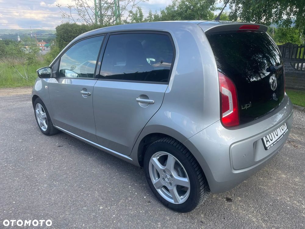 Volkswagen up! - 5