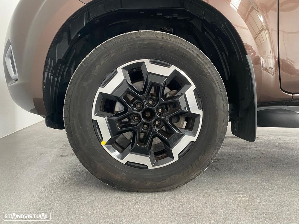 Nissan Navara 2.3 dCi CD 4WD N-Connecta - 31