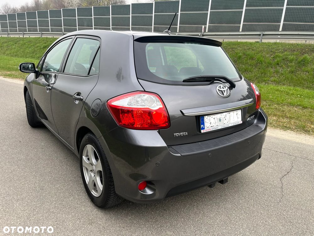 Toyota Auris 1.33 VVT-i Terra Start - 3