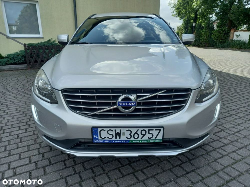 Volvo XC 60 D4 Geartronic Momentum - 11
