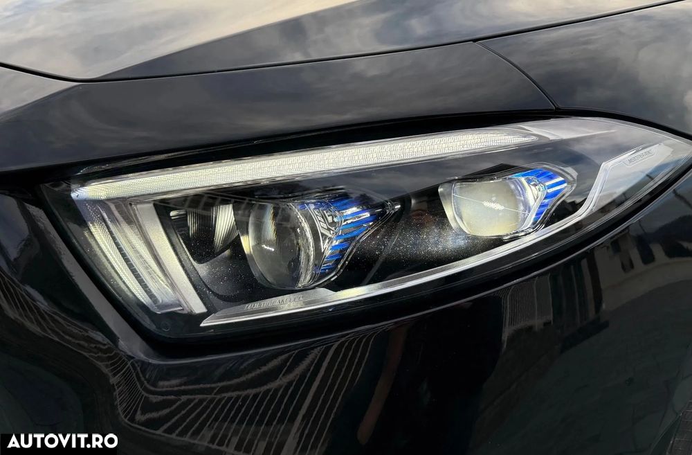 Mercedes-Benz CLS - 9