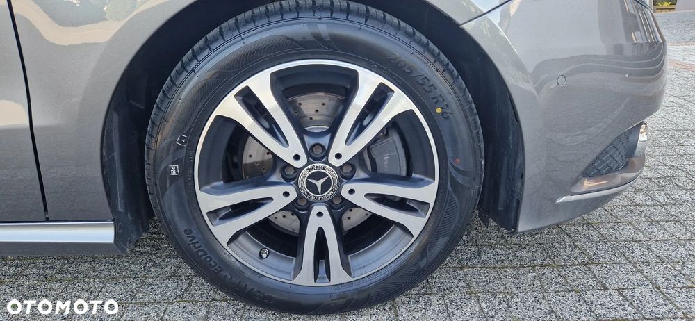 Mercedes-Benz Klasa B 180 7G-DCT Peak Edition - 18