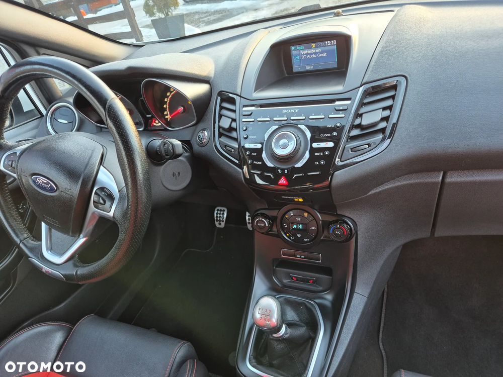 Ford Fiesta 1.6 EcoBoost mit Leder-Sport-Paket ST - 12