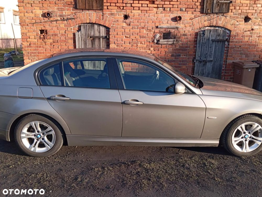 BMW Seria 3 - 14