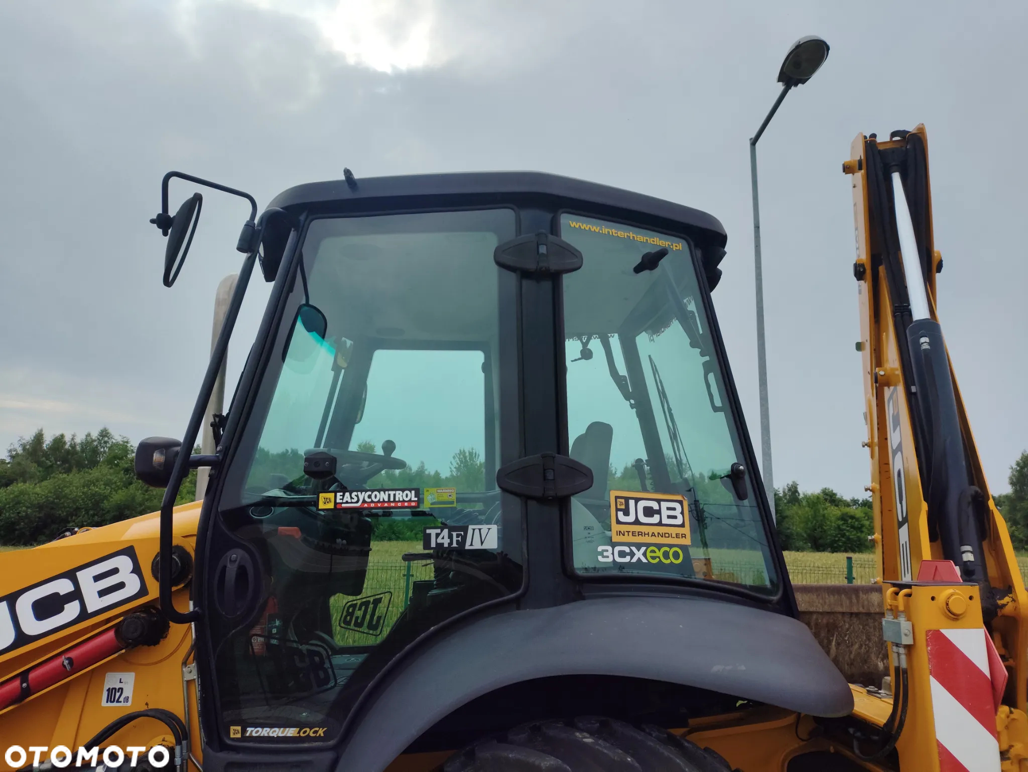 JCB 3CX CONTRAKTOR / bez  DPF I ADBLUE / JOYSTICK / SALONOWA / 2300 MTG / - 25