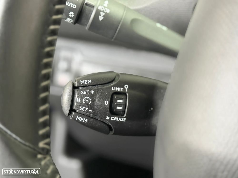 Peugeot 308 SW 1.5 BlueHDi Allure - 23