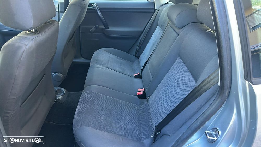 VW Polo 1.4 TDi Confortline - 14
