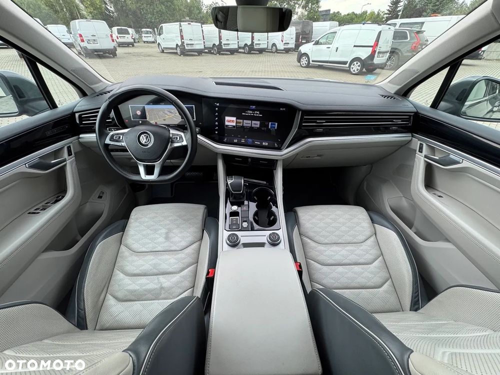 Volkswagen Touareg 3.0 V6 TDI SCR 4Mot Elegance - 23