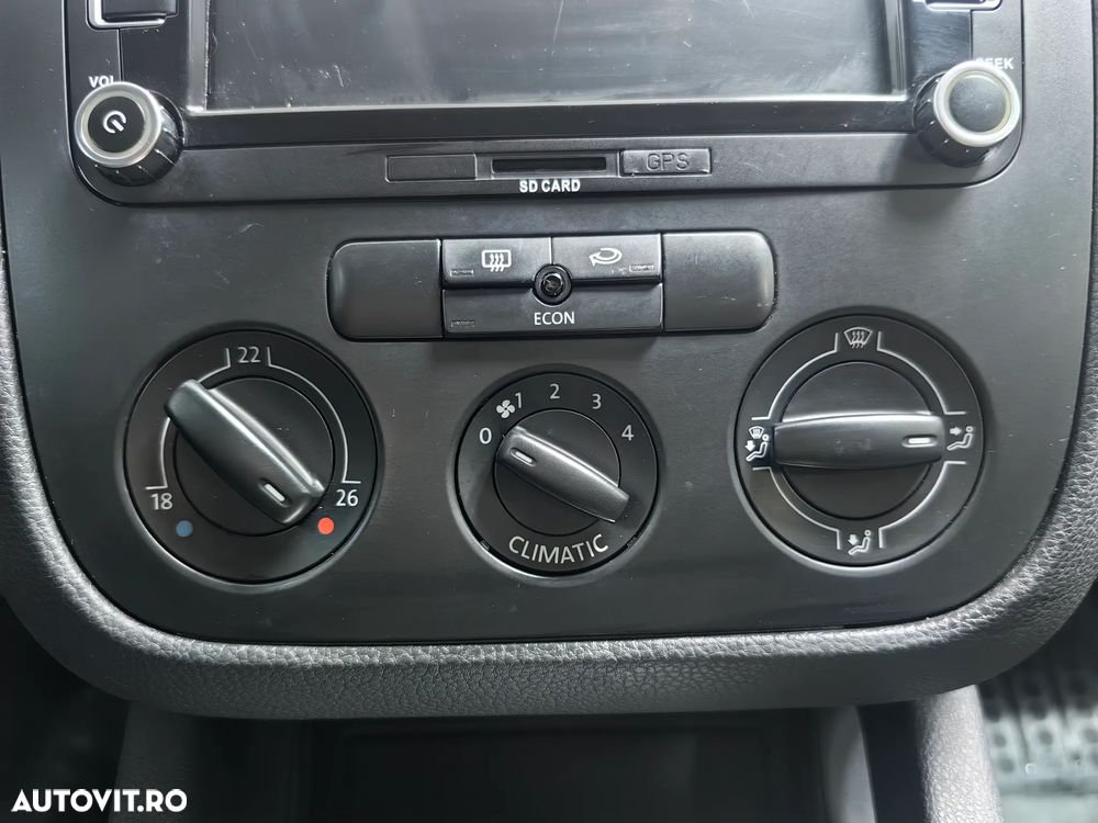 Volkswagen Golf 1.6 Automatik - 12