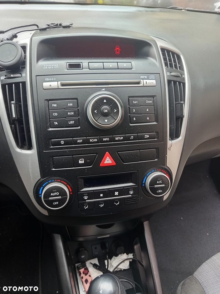Kia Ceed 1.6 CVVT Vision - 9