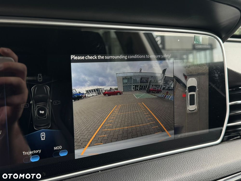 Hongqi HS5 2.0T AWD - 18