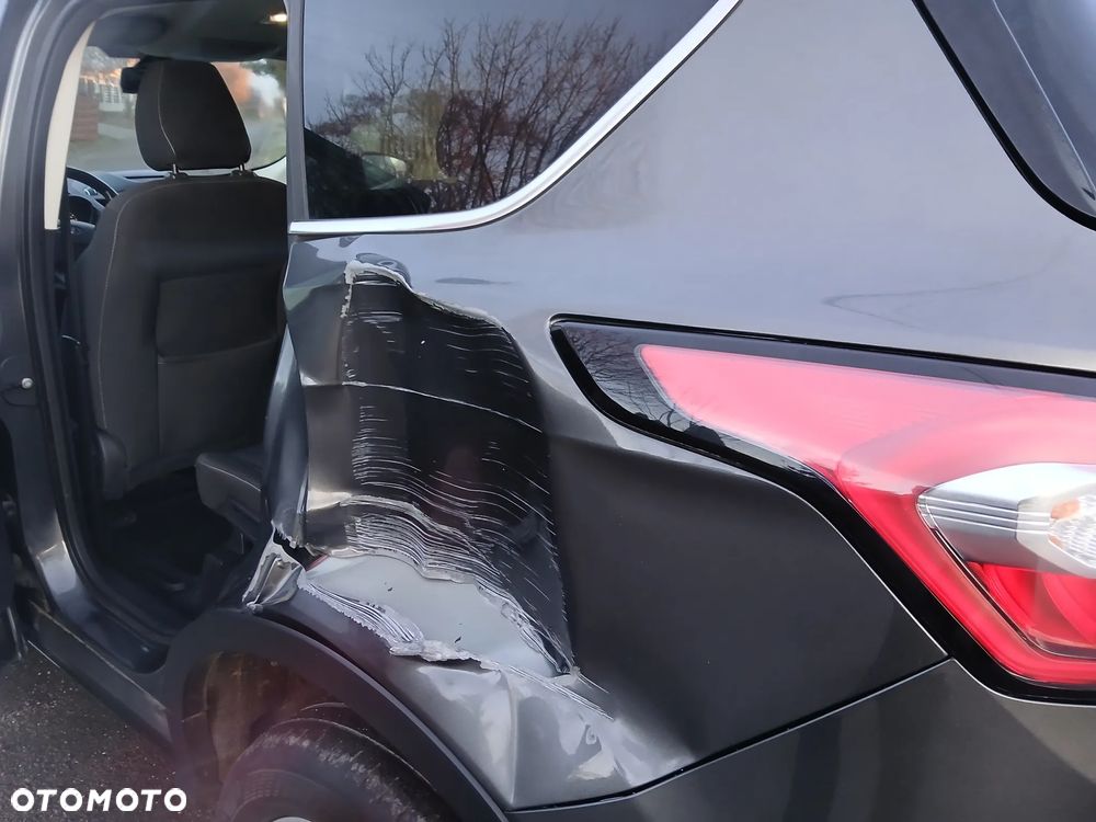 Ford Kuga 2.0 TDCi 4x4 Titanium - 9