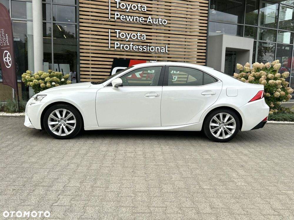 Lexus IS 200t Elite - 2