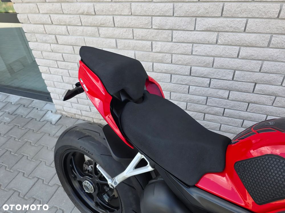 Ducati Streetfighter V4 - 12