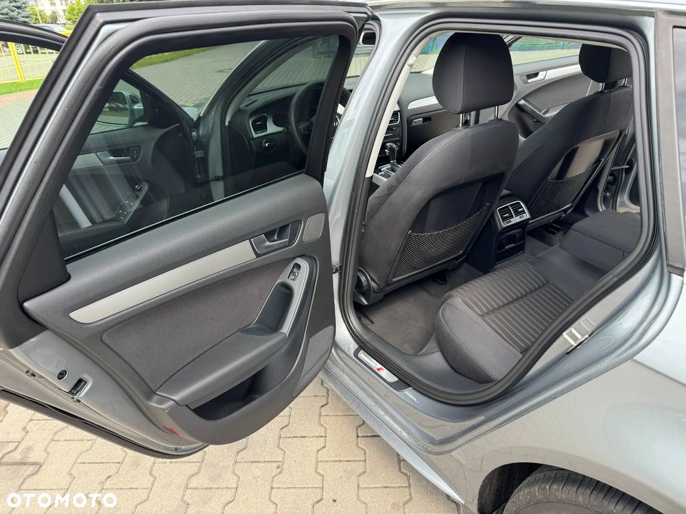 Audi A4 Avant 2.0 TFSI quattro S tronic S line Sportpaket (plus) - 32
