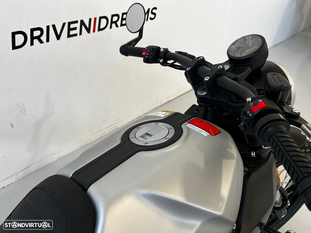 Brixton Crossfire 125 - 6