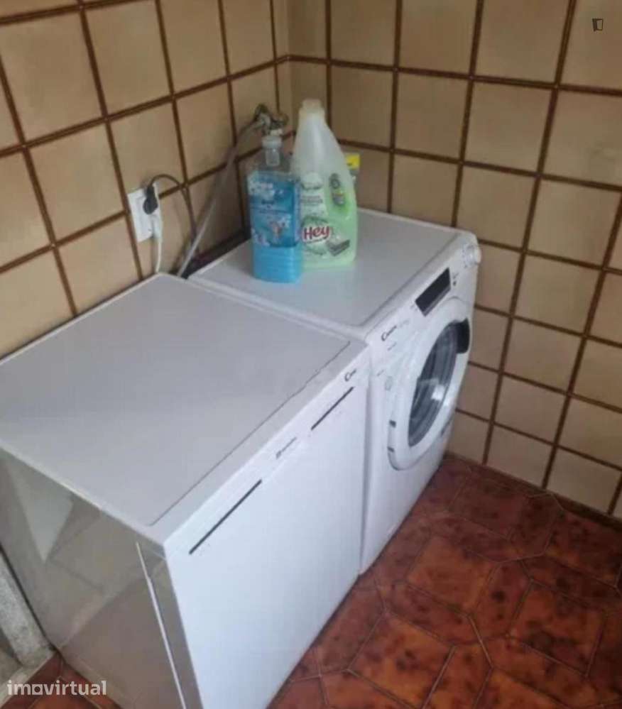 Quarto - localizado em Alvalade Lisbon - Grande imagem: 4/7