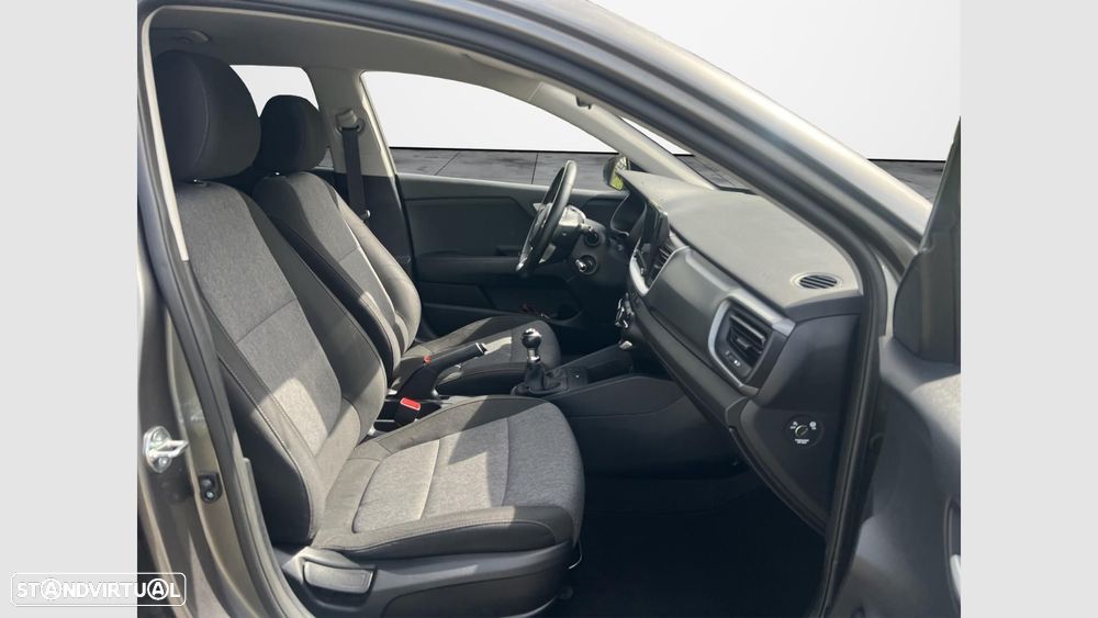 Kia Stonic 1.2 Dynamic - 12