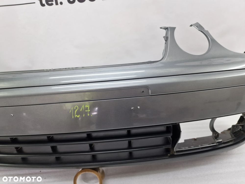 VW POLO OKULAR 02- ŁADNY ZDERZAK PRZEDNI PRZÓD , KOLOR SZARY METALIK , NR 6Q0807221 , NR AUKCJI NZ1217 - 10