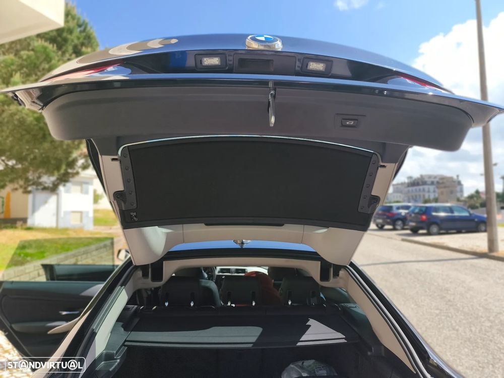 BMW 318 Gran Turismo d Sport Line - 8