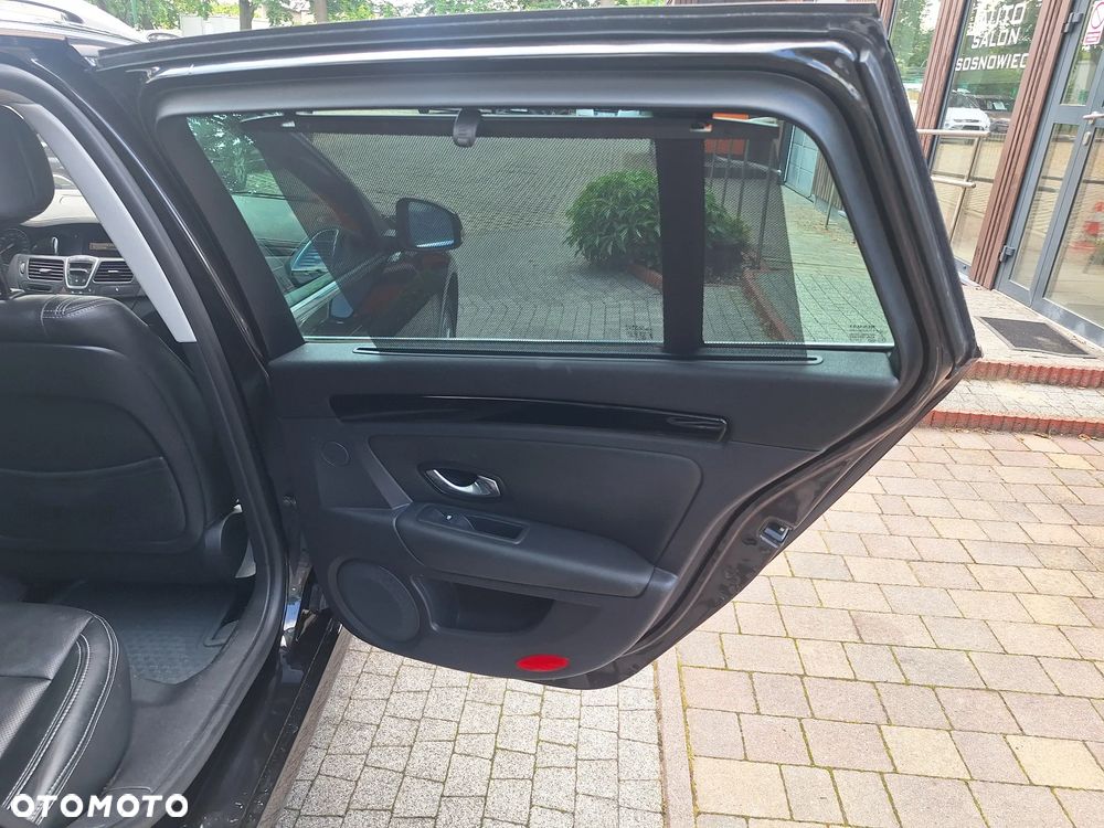 Renault Laguna dCi 180 FAP Initiale - 15